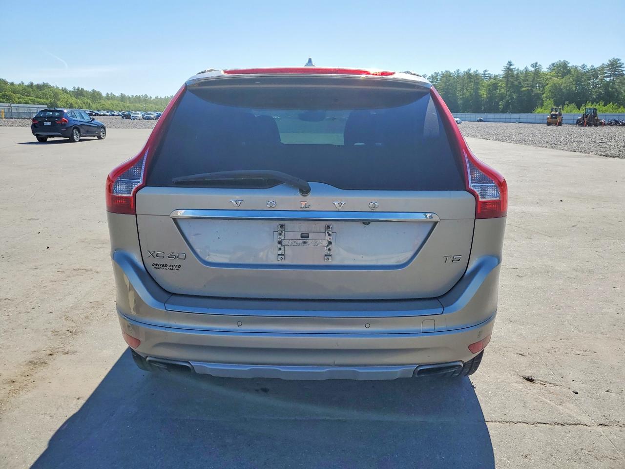 2016 VOLVO XC60 SV33 Premier