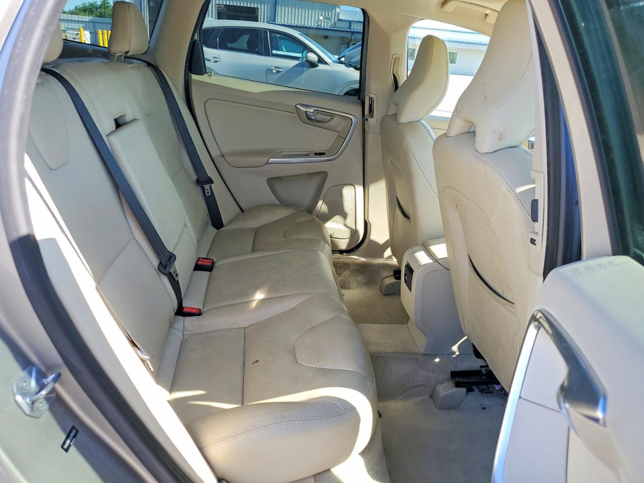 2016 VOLVO XC60 SV33 Premier