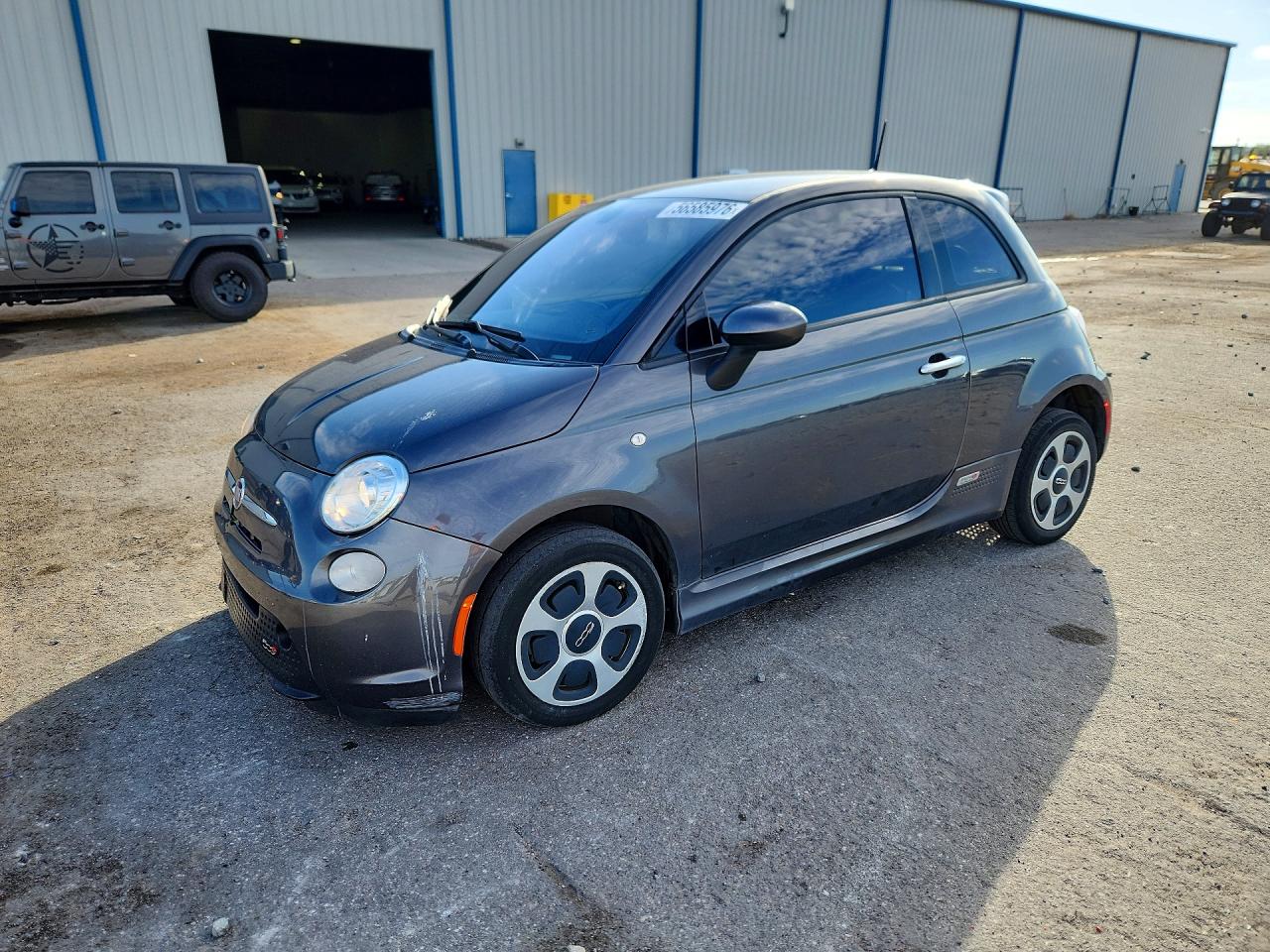 2017 FIAT 500 Battery Electric — Front 3/4