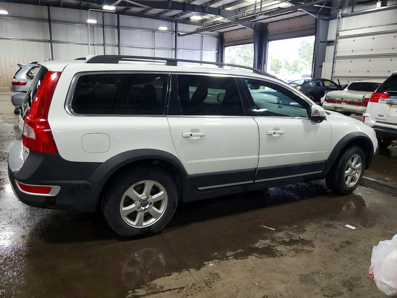 2011 VOLVO XC70