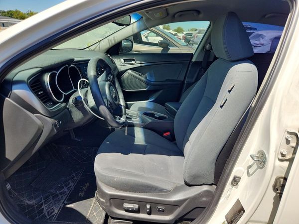 2015 KIA OPTIMA GL - Middle-low
