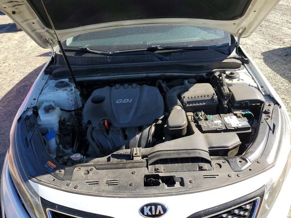 2015 KIA OPTIMA GL - Middle-low