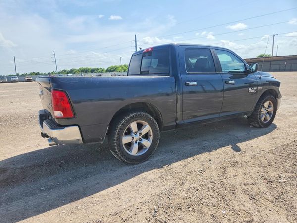 2013 RAM 1500 SLT