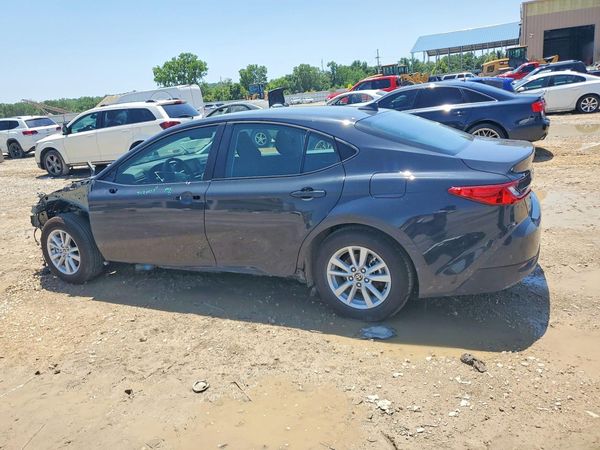 2026 TOYOTA CAMRY