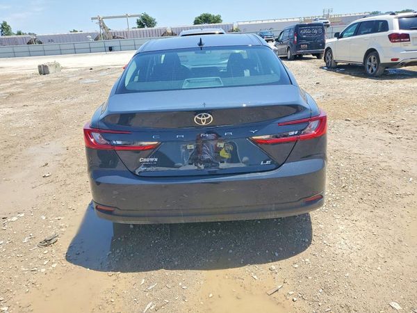 2026 TOYOTA CAMRY