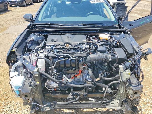 2026 TOYOTA CAMRY