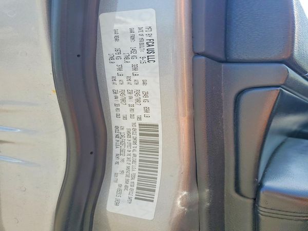 2015 JEEP GRAND CHEROKEE LAREDO 4X4