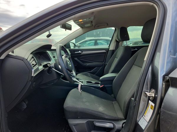 2019 VOLKSWAGEN JETTA S, SE, R-Line