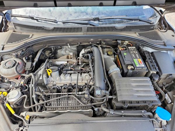 2019 VOLKSWAGEN JETTA S, SE, R-Line