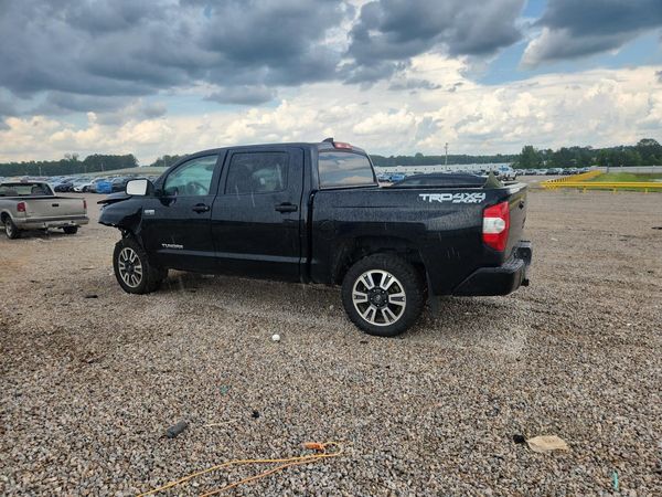 2020 TOYOTA TUNDRA SR5 Grade