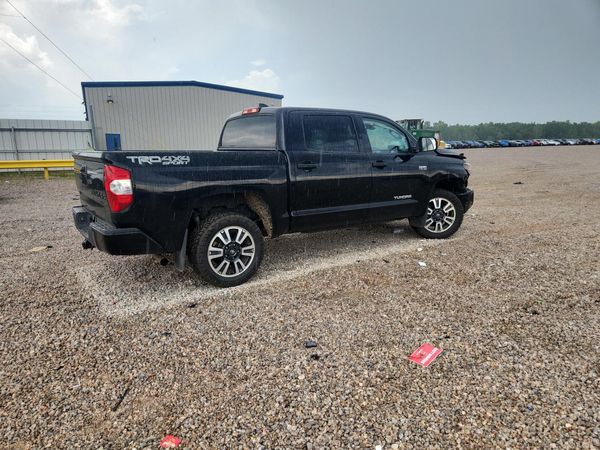 2020 TOYOTA TUNDRA SR5 Grade