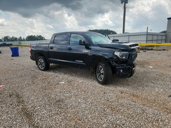 2020 TOYOTA TUNDRA SR5 Grade