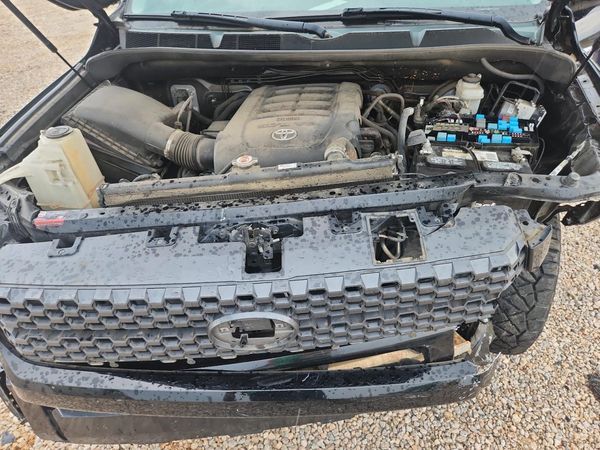 2020 TOYOTA TUNDRA SR5 Grade