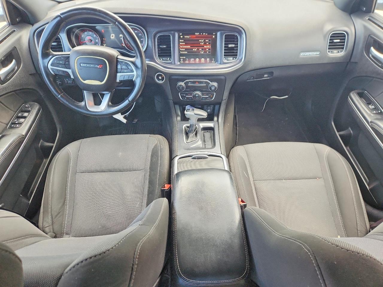 2016 DODGE CHARGER SXT