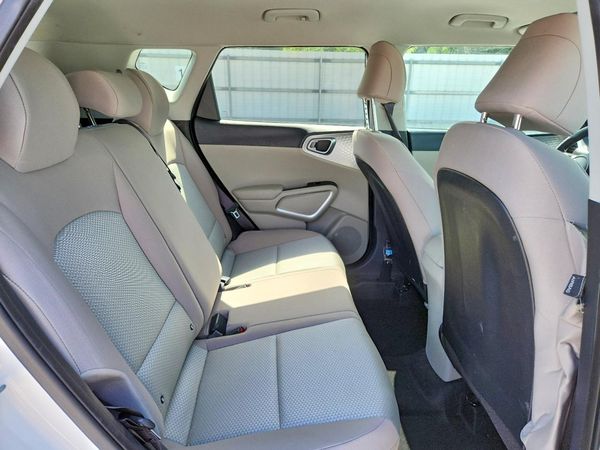 2024 KIA SOUL LX, S