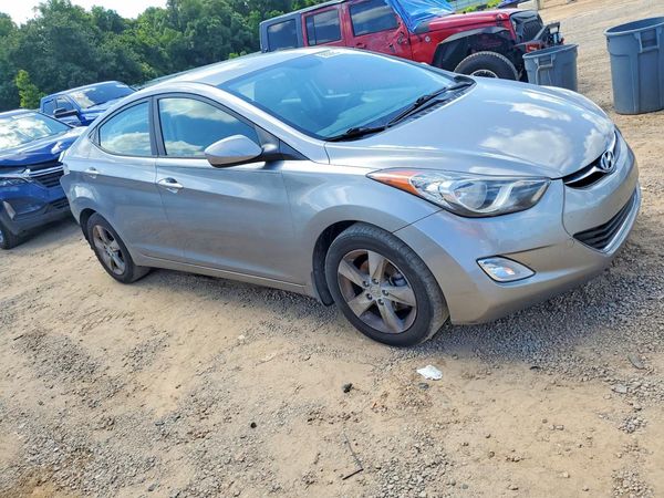 2013 HYUNDAI ELANTRA
