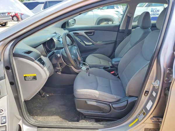 2013 HYUNDAI ELANTRA