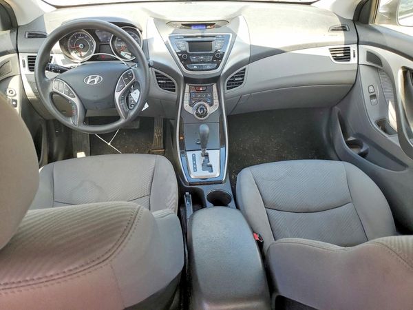 2013 HYUNDAI ELANTRA