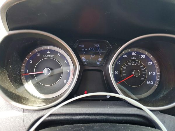 2013 HYUNDAI ELANTRA
