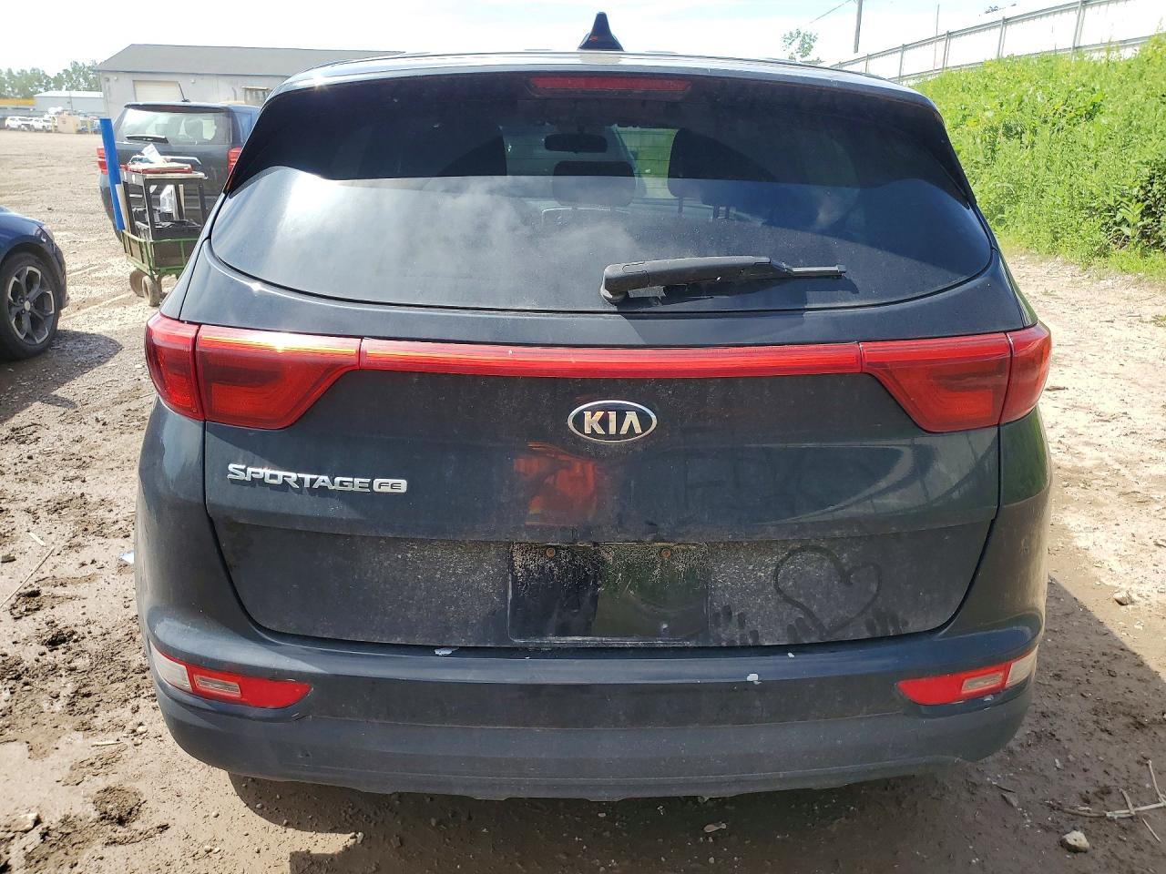 2017 KIA SPORTAGE LX