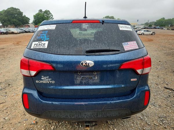 2015 KIA SORENTO GL