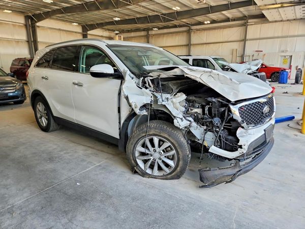 2018 KIA SORENTO L, LX