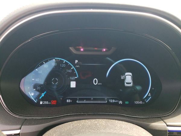 2025 GENESIS GV70
