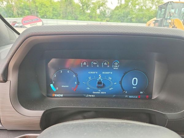 2025 FORD F150 STX