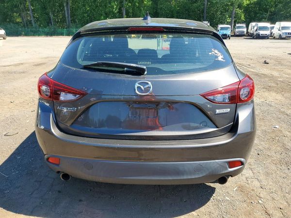 2015 MAZDA 3