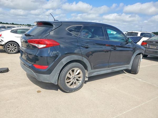 2017 HYUNDAI TUCSON