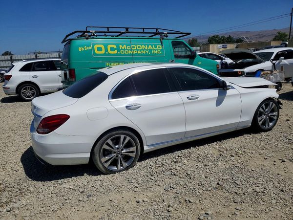 2018 MERCEDES-BENZ C C300