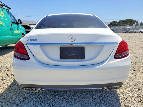 2018 MERCEDES-BENZ C C300