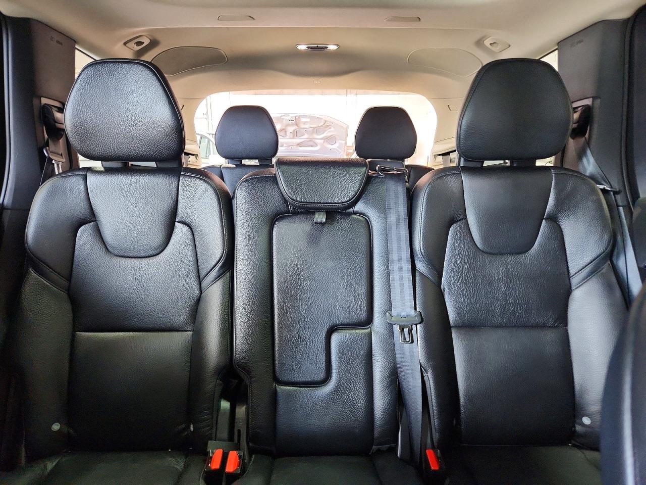 2016 VOLVO XC90 SV42 Momentum