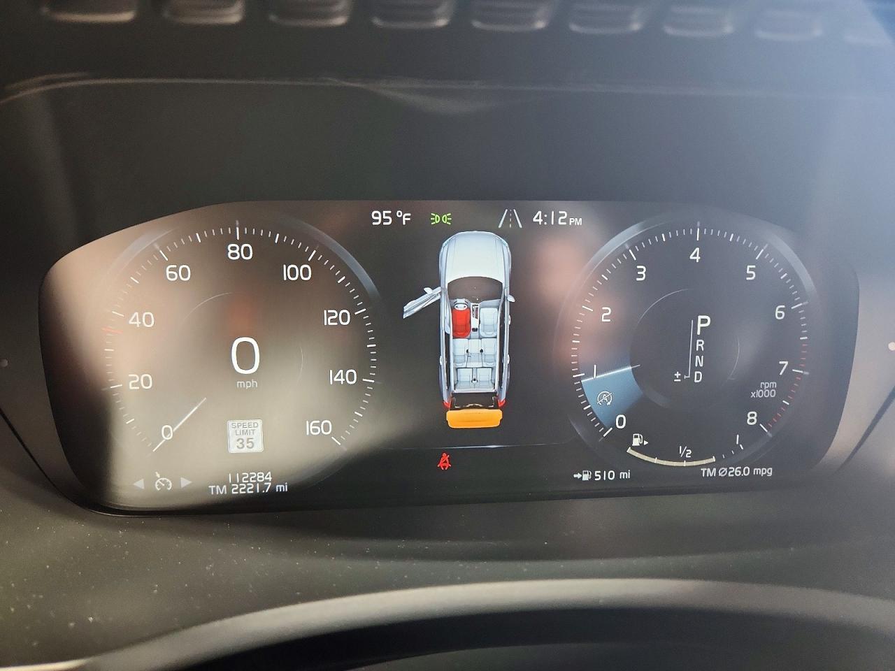 2016 VOLVO XC90 SV42 Momentum
