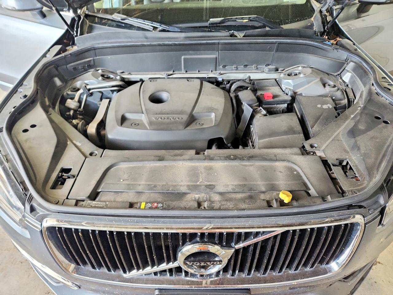 2016 VOLVO XC90 SV42 Momentum