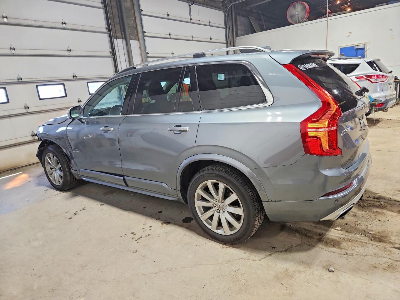 2016 VOLVO XC90 SV42 Momentum