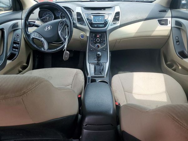 2016 HYUNDAI ELANTRA
