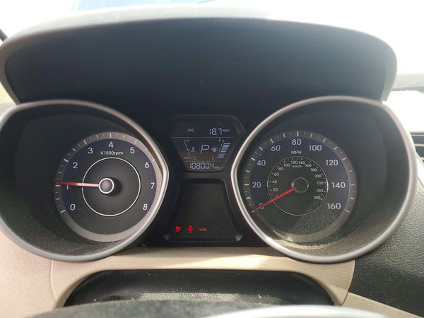 2016 HYUNDAI ELANTRA