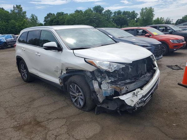 2019 TOYOTA HIGHLANDER SE/XLE