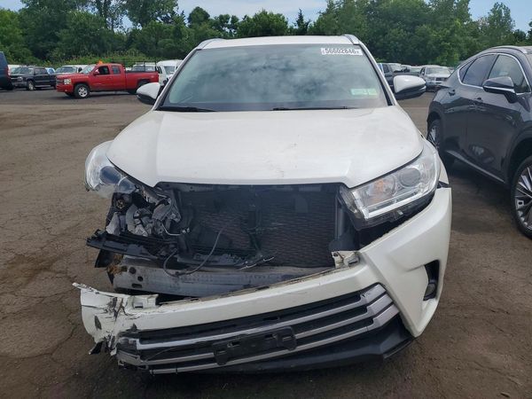2019 TOYOTA HIGHLANDER SE/XLE