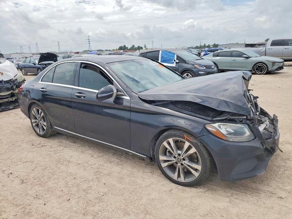 2018 MERCEDES-BENZ C C300