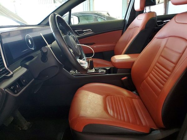 2024 KIA SPORTAGE SX-PRESTIGE or SX-P