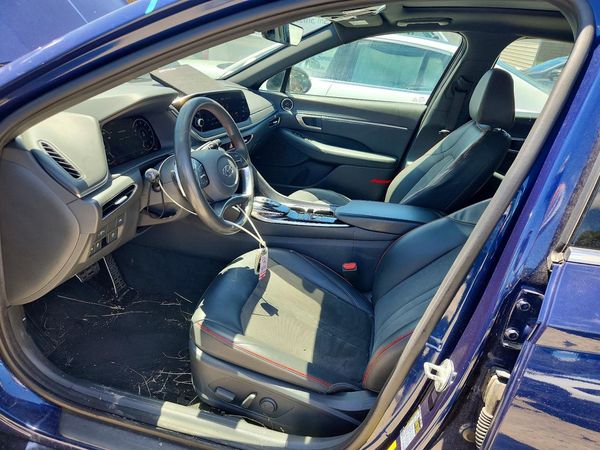 2022 HYUNDAI SONATA