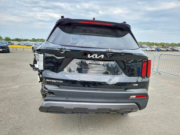 2023 KIA SORENTO EX