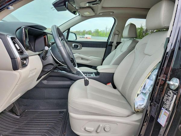 2023 KIA SORENTO EX