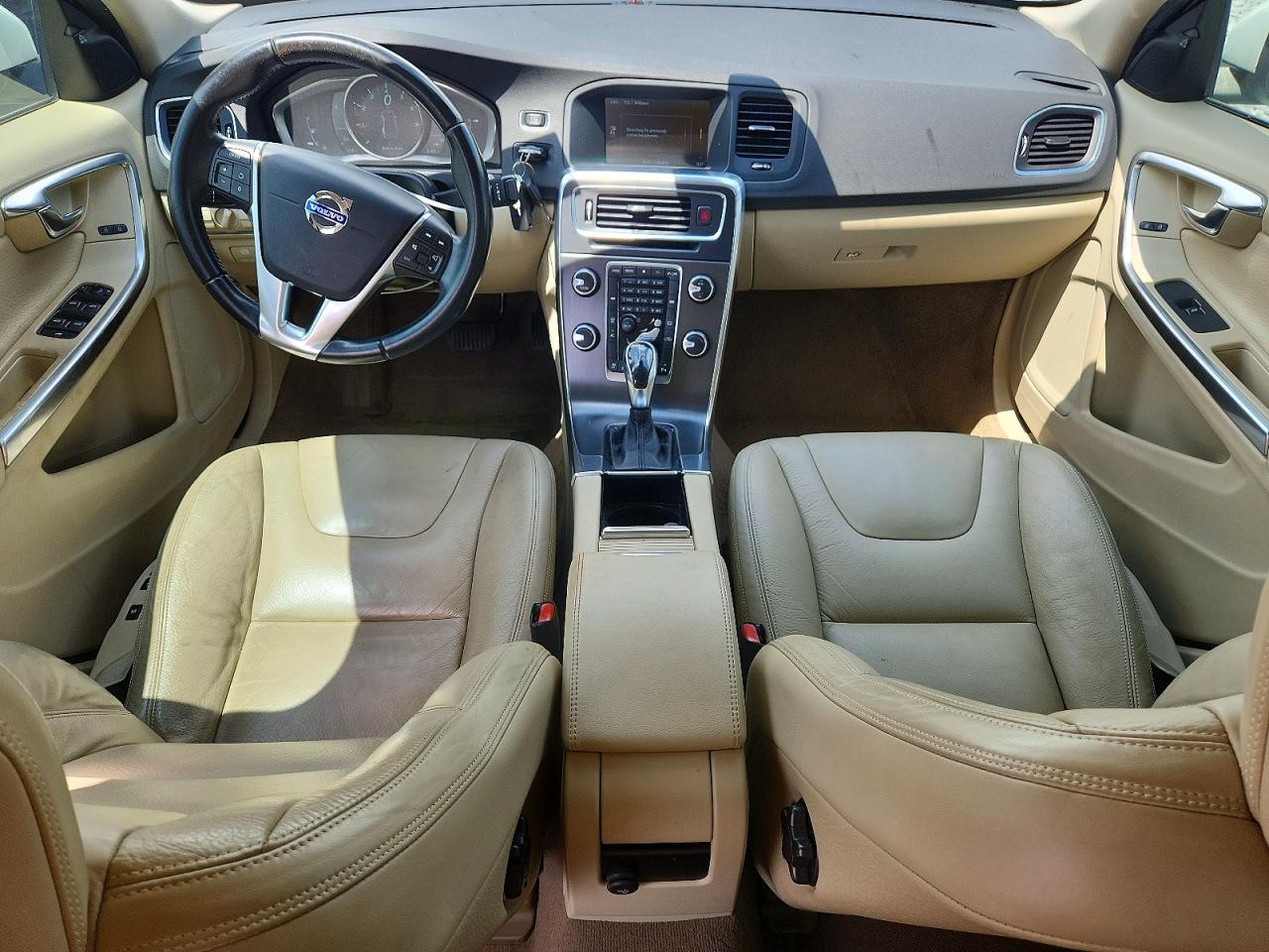 2014 VOLVO S60