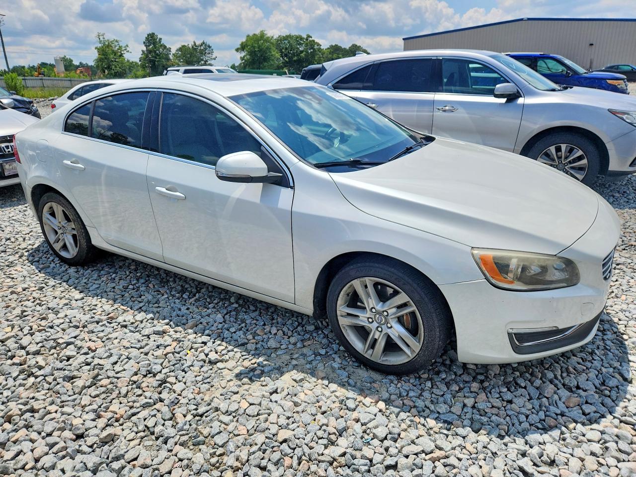 2014 VOLVO S60