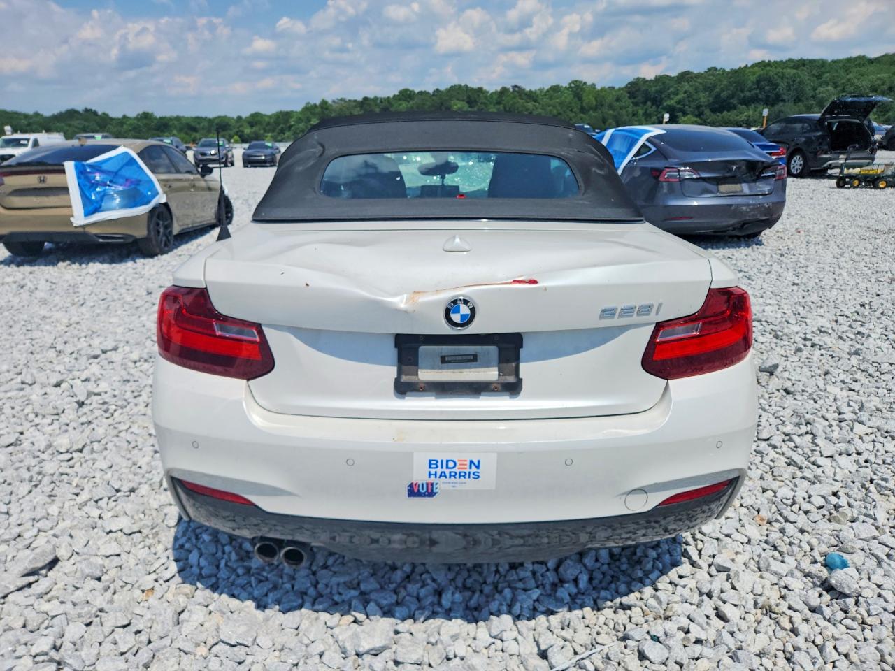 2016 BMW 228