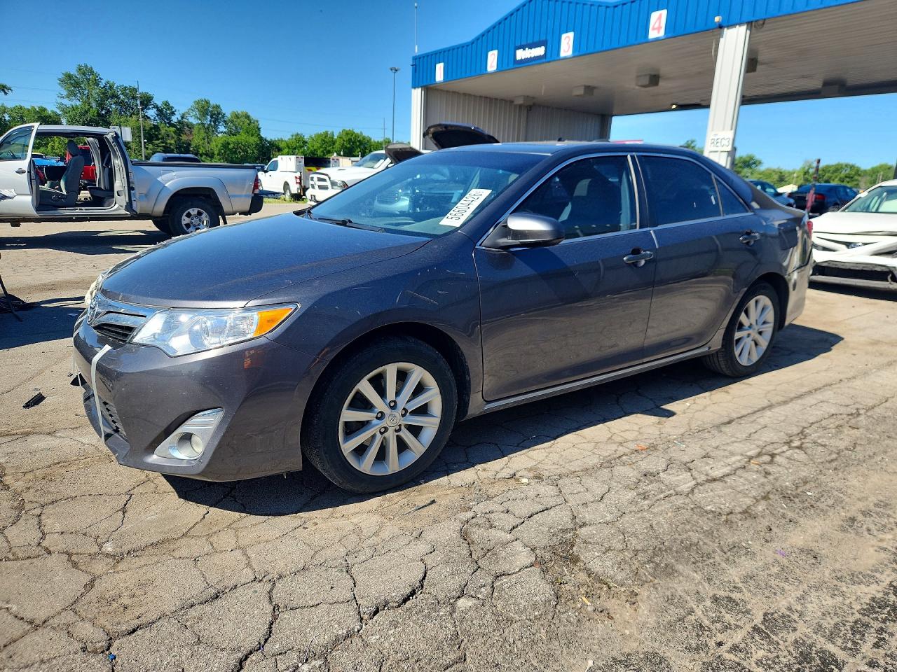 2013 TOYOTA CAMRY