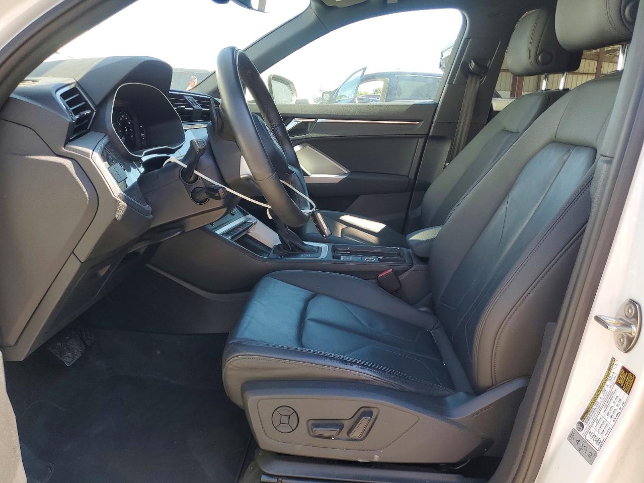 2021 AUDI Q3
